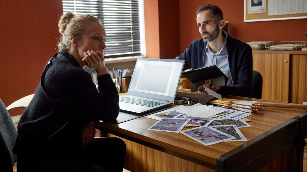 Death in Denmark S1 E2