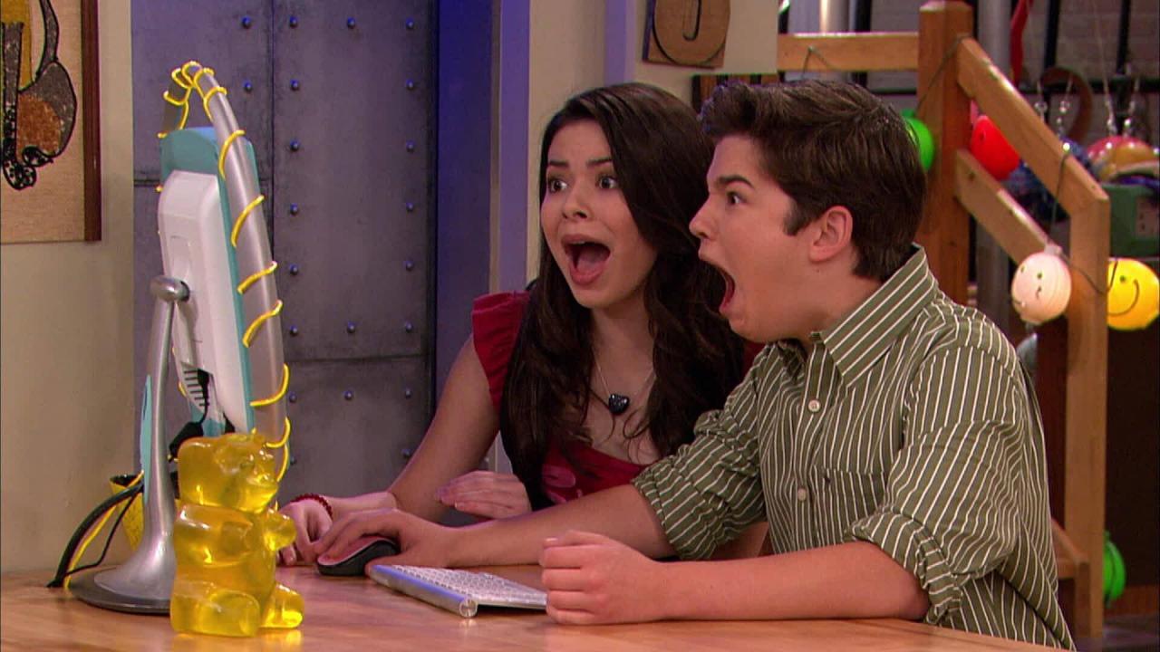 iCarly S2 E15