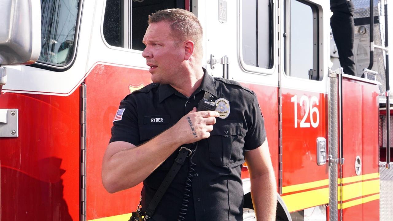 9-1-1: Lone Star S2 E1