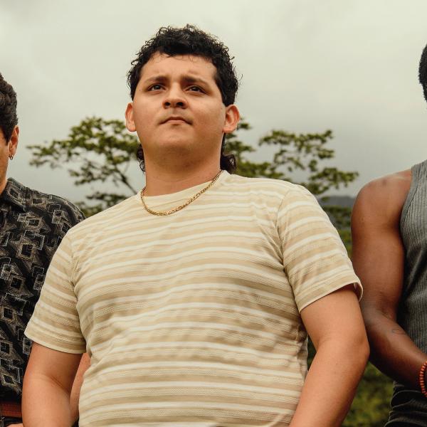 Dear Killer Nannies: Criado por sicarios