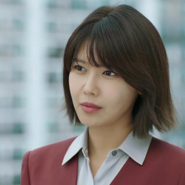 Le miroir aux idoles