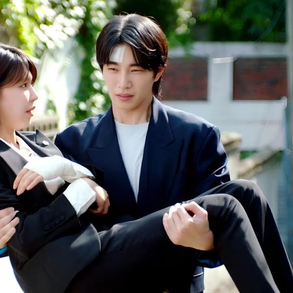 Le miroir aux idoles